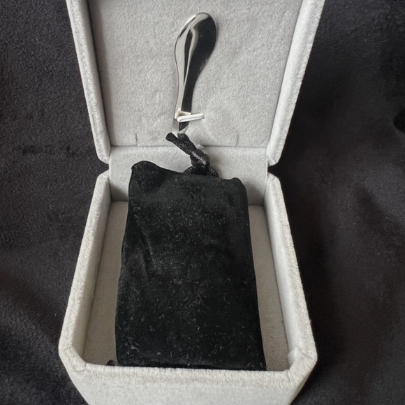 Urn Heart Necklace - Murano Style - for Cremation Ashes - Picture 6 of 6